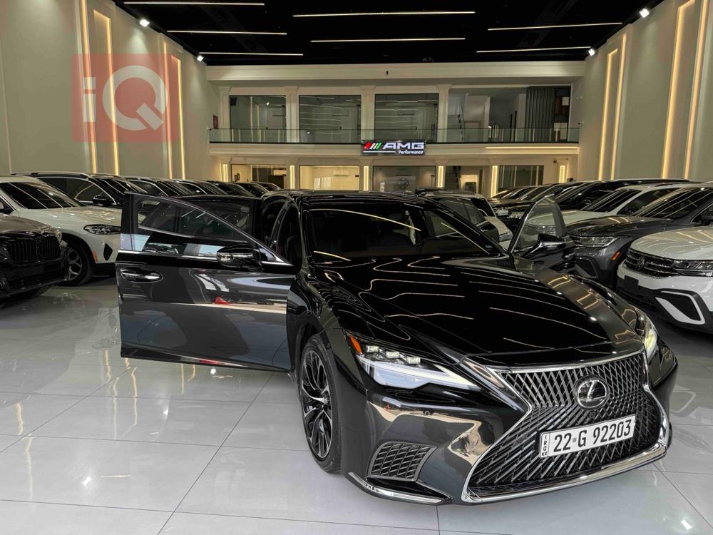 Lexus LS